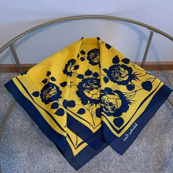 Valentina Fiore Floral Scarf - Picture 10 of 14